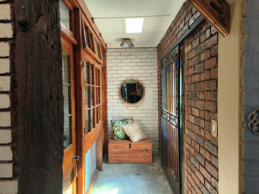 3 Bedroom Property for Sale in Kannoniers Park North West